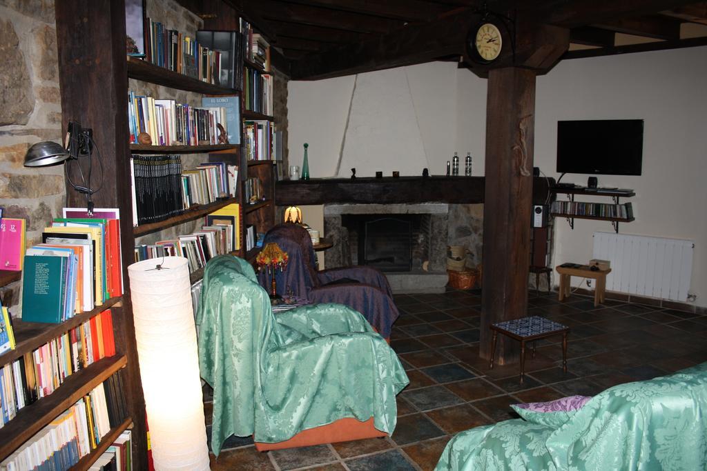Hotel Rural Santa Cruz Santa Cruz de los Cuerragos Екстер'єр фото
